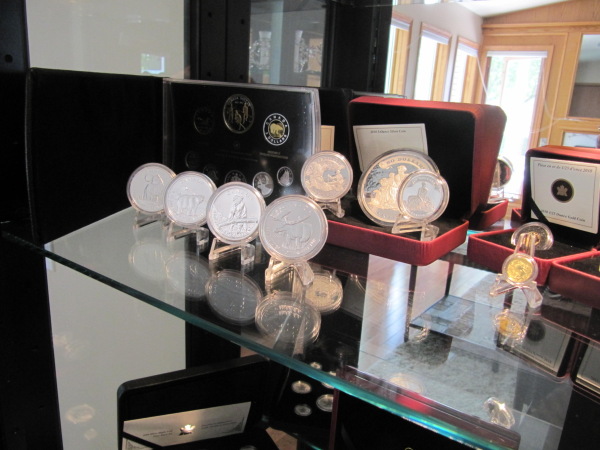Coins-Storage-And-Display